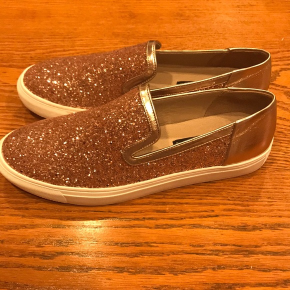 NWOT Steve Madden glitter slip ons - Picture 3 of 5